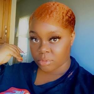 Meet your Posher, Maya